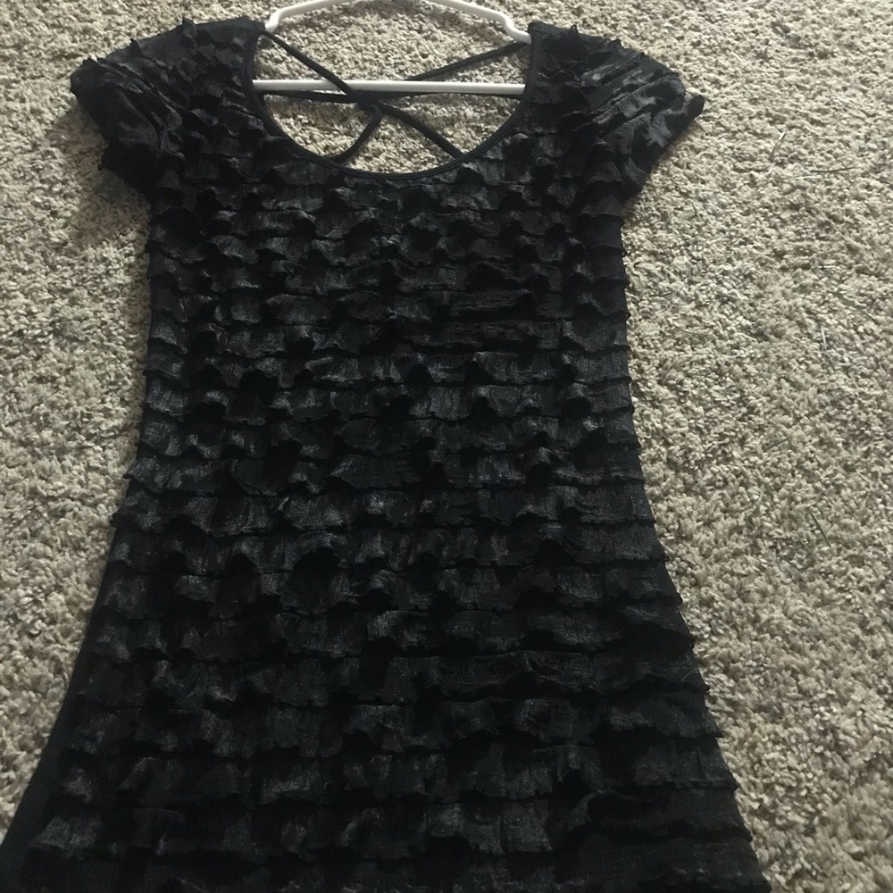 Woman’s size small dress shirt